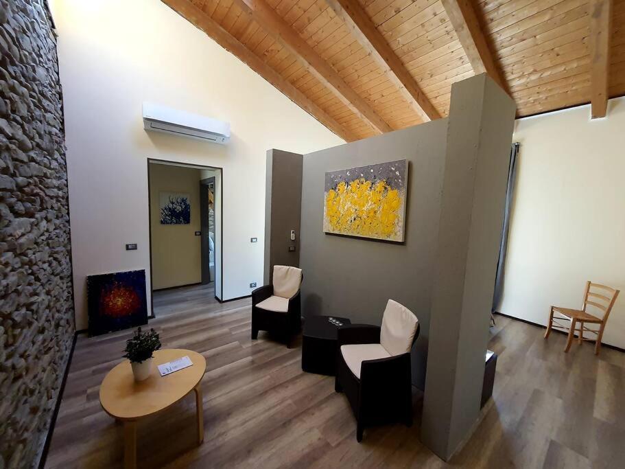 Villa Cristallo Private Apartment Fontanelice Extérieur photo